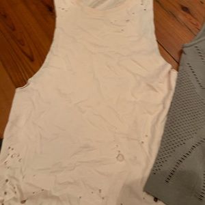 ALO Yoga Tops - ALO Yoga tanks (lot of two) ALO Yoga Tops - ALO Yoga tanks (lot of two)